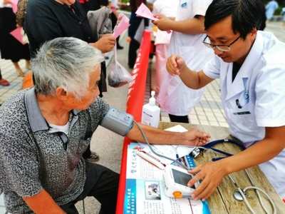 2020年周口市啟動阿爾茨海默病預防與干預宣傳活動，社會經濟咨詢服務助力健康老齡化